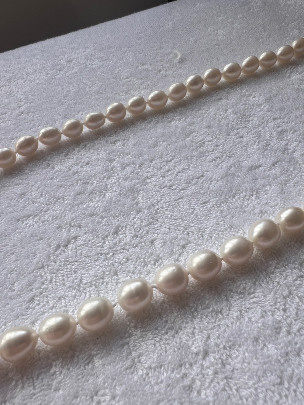 Classic White Pearl Necklace - Elegant Women's Jewelry, Quality Costume Jewlery